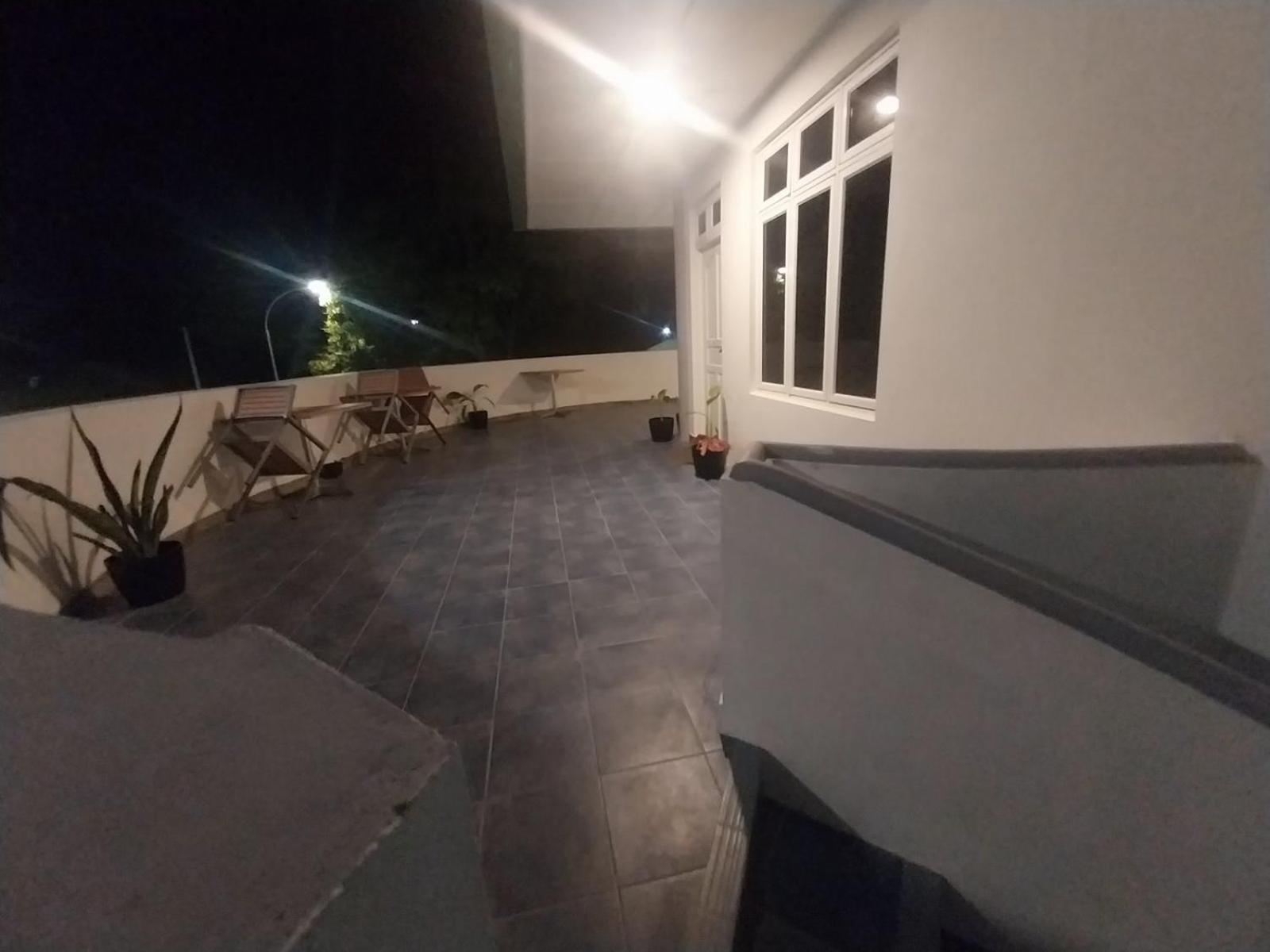 Clove Beach Addu City Exterior foto